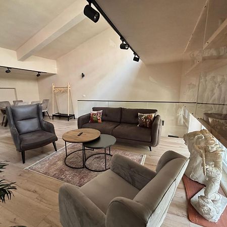 Vacation Studio By Andrea Tirana Bagian luar foto